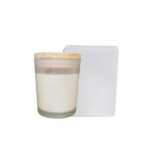 Lavender crystal soy candle in glass jar with dried flowers and amethyst for aromatherapy and anxiety relief